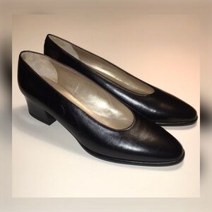 TALBOTS Black Leather Block Heels Pumps